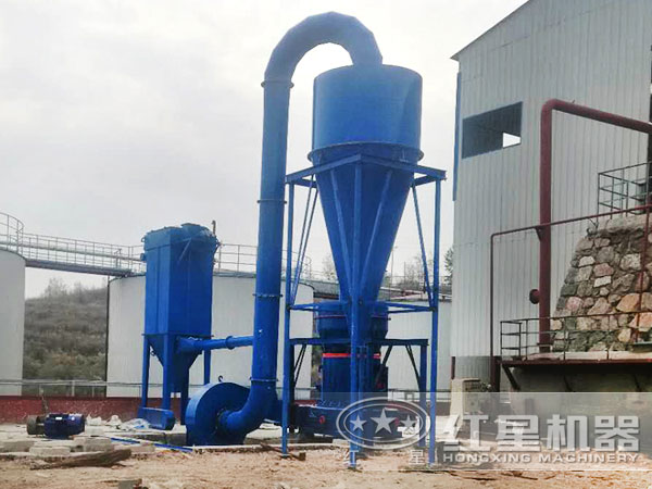 河北某石英粉磨粉生产线现场 河北某石英粉磨粉生产线现场