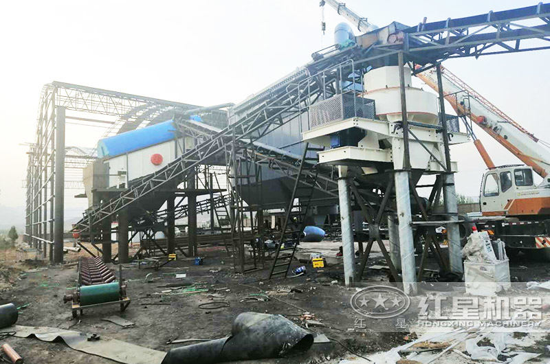 湖北某环保节能的砂石生产线现场 湖北某环保节能的砂石生产线现场