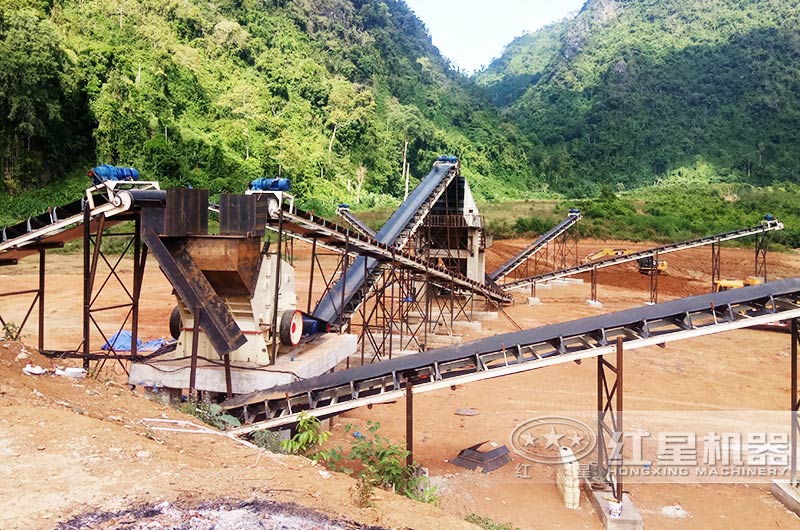 山西某小型碎石厂加工现场 山西某小型碎石厂加工现场