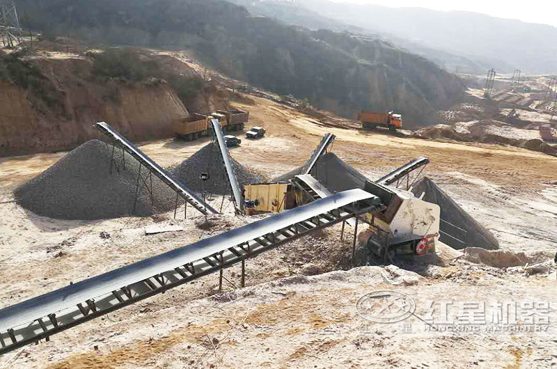 山西某小型碎石厂成品石料现场 山西某小型碎石厂成品石料现场