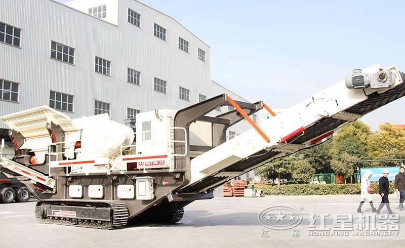 С���Ĵ�ʯͷ������������ģ�������꣬������Ⱦ