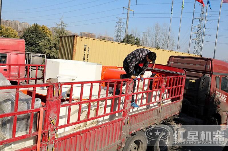 新型花岗岩破碎机发货 新型花岗岩破碎机发货