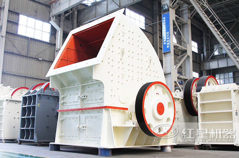 一次成型的重锤式破碎机 一次成型的重锤式破碎机