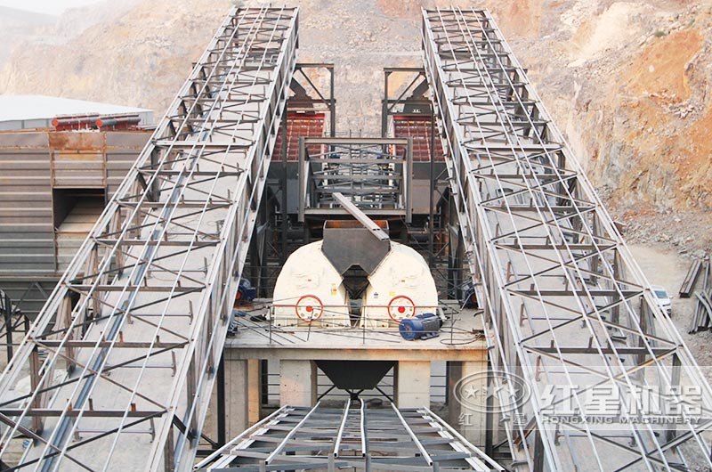 锤式破碎机安装完工 锤式破碎机安装完工