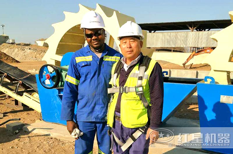 售后人员上门为赞比亚客户提供服务 售后人员上门为赞比亚客户提供服务