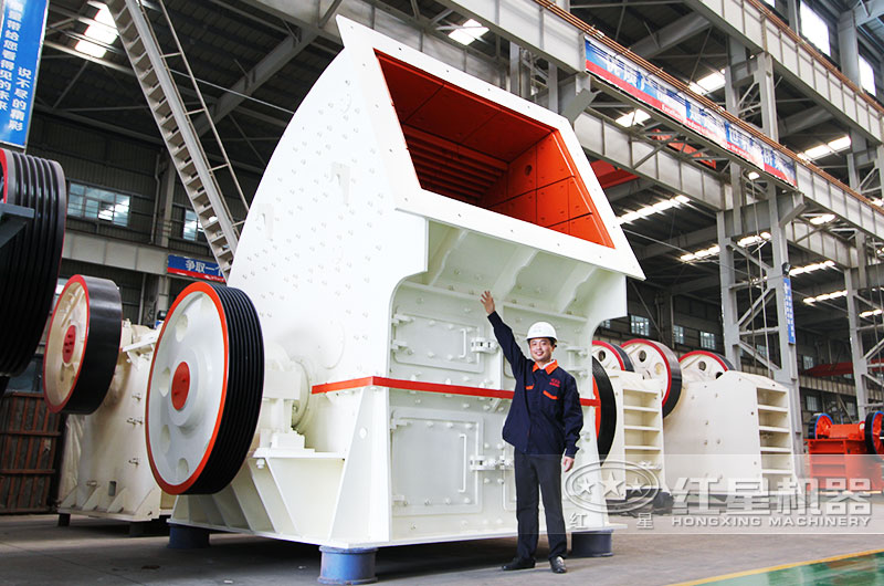 大型重锤式破碎机图片 大型重锤式破碎机图片