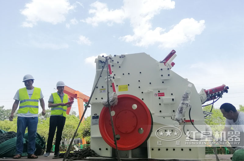 矿用反击破现货,发往客户现场 矿用反击破现货,发往客户现场