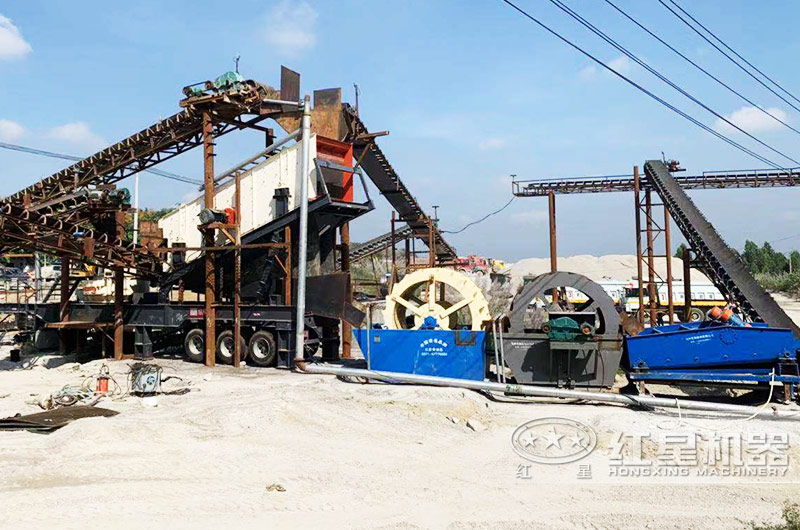 小型移动治沙机生产现场实拍图 小型移动治沙机生产现场实拍图