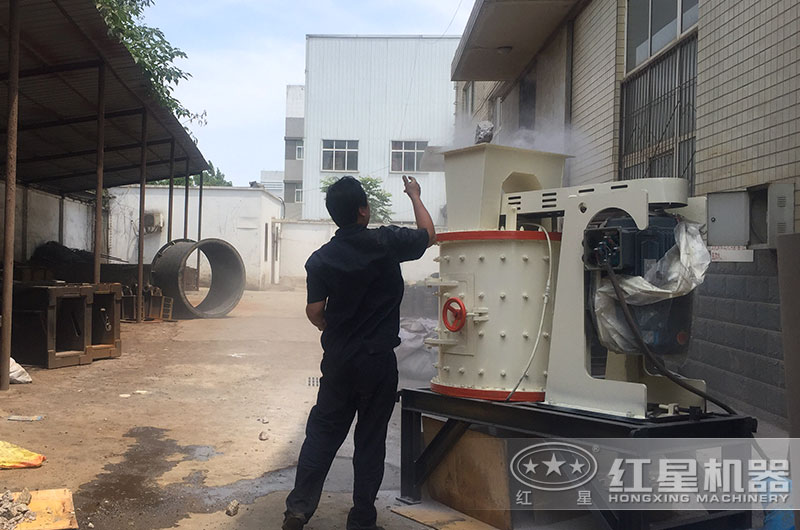 客户带料来厂进行试机 客户带料来厂进行试机