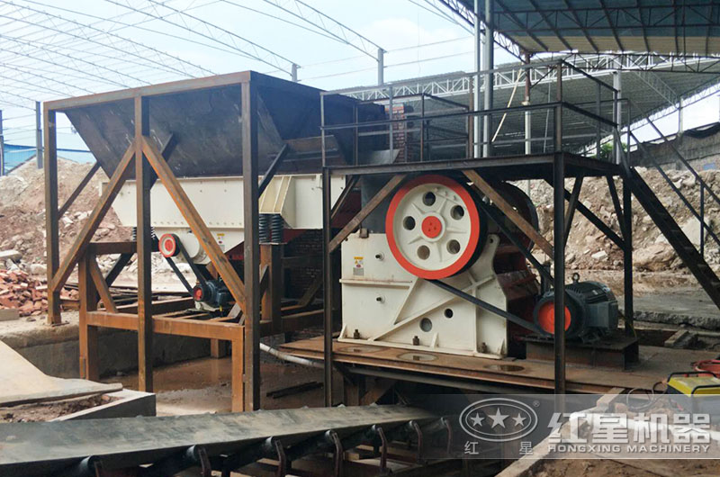 河南客户69鄂破生产现场,时产160吨 河南客户69鄂破生产现场,时产160吨