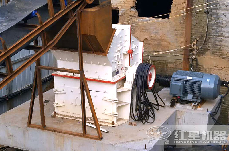 ɽ���ͻ���ʯ����������ͼƬ