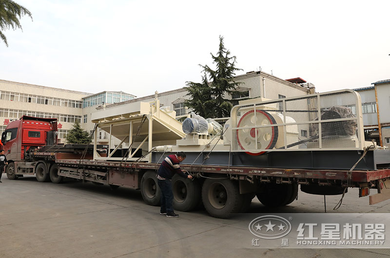 狼牙破碎机发货现场图片 狼牙破碎机发货现场图片