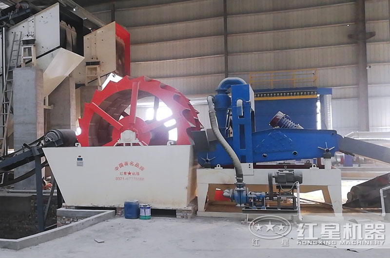 轮式洗砂机工作现场实拍图 轮式洗砂机工作现场实拍图