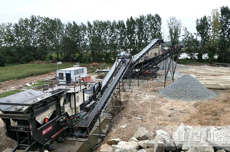 圆锥式移动破碎站工作现场图片 圆锥式移动破碎站工作现场图片