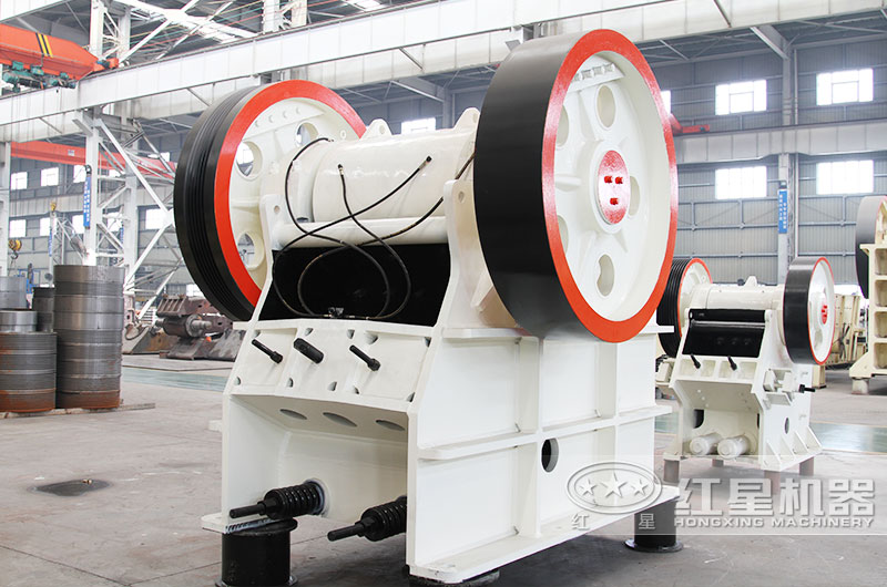 欧版颚式破碎机,粗碎破碎比大 欧版颚式破碎机,粗碎破碎比大