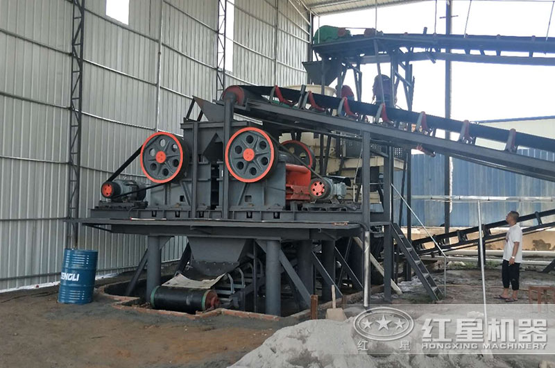 ϸ����������ҵ�ֳ�